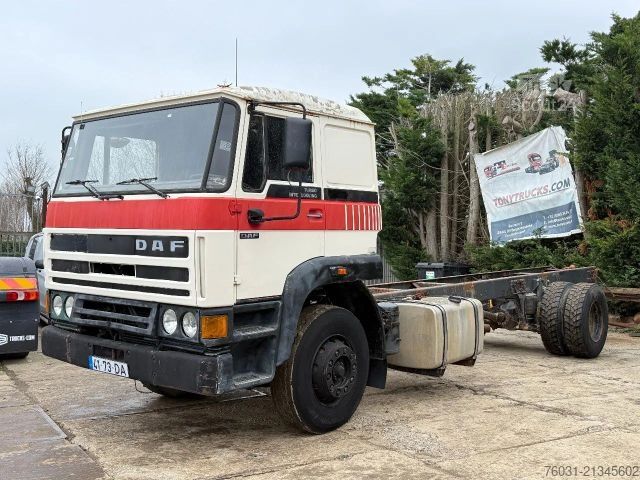 Vrachtwagenchassis DAF 2300 4X2 Chassis Spring/Air Manual Gearbox