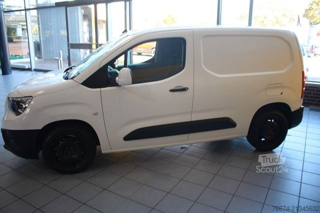Furgone OPEL Combo E Cargo Edition Klima PDC Bluetooth AHK