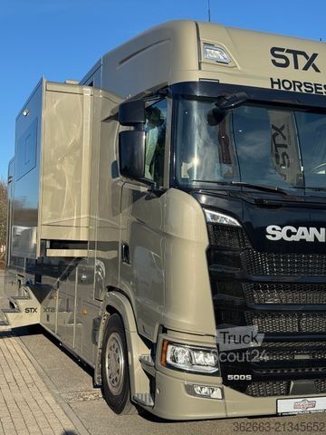 Nákladní vůz pro přepravu dobytka SCANIA S500 STX 5 Pferde m. Doppel PopOut & Mega PushUp