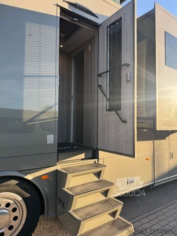 Nákladní vůz pro přepravu dobytka SCANIA S500 STX 5 Pferde m. Doppel PopOut & Mega PushUp