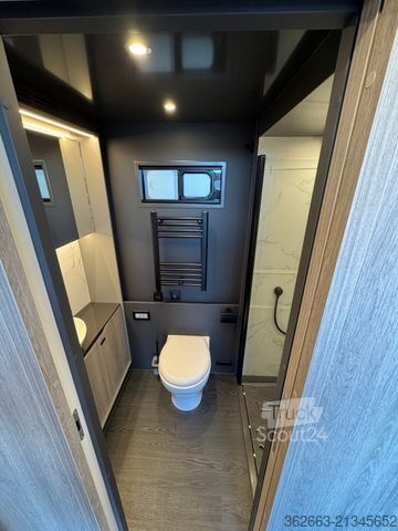 Nákladní vůz pro přepravu dobytka SCANIA S500 STX 5 Pferde m. Doppel PopOut & Mega PushUp