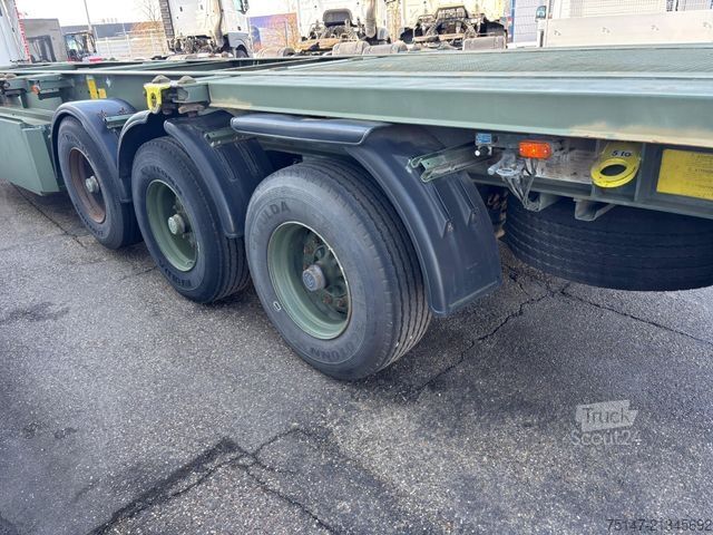 Напівпричіп з кузовом, що змінюється KÖGEL 3-Achs Container-Chassis 40 ex BW Bundeswehr