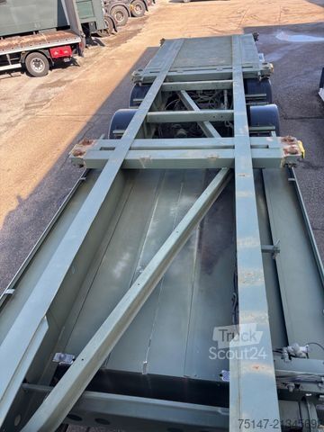 Напівпричіп з кузовом, що змінюється KÖGEL 3-Achs Container-Chassis 40 ex BW Bundeswehr