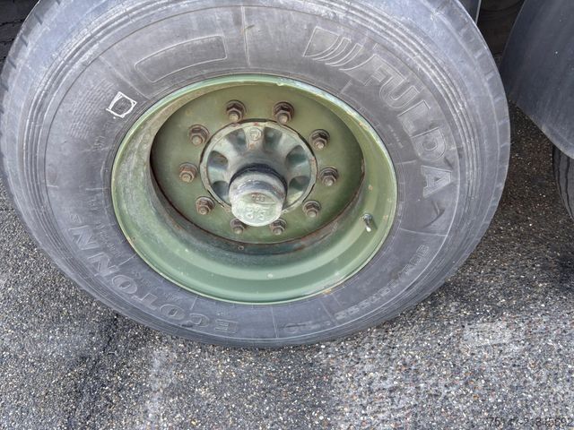 Напівпричіп з кузовом, що змінюється KÖGEL 3-Achs Container-Chassis 40 ex BW Bundeswehr