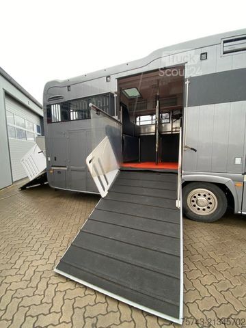 Kreaturvogn MERCEDES-BENZ Actros 2651 STX  Pop-Out,  5 Pferde