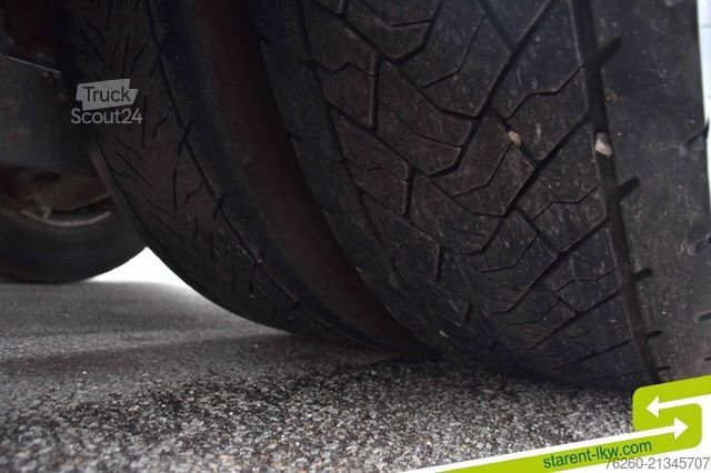 Standardni vlačilec DAF XF 510 6x2 Liftachse Lenkachse Retarder Standkl