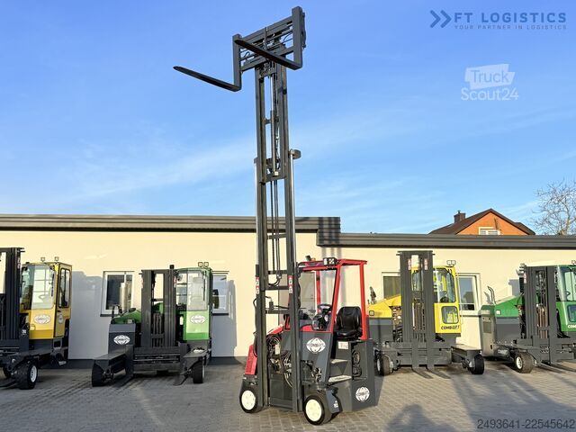 رافعة شوكية رباعية الاتجاهات Combilift C3000CB GAS TRIPLEX 4900 FREE-LIFT
