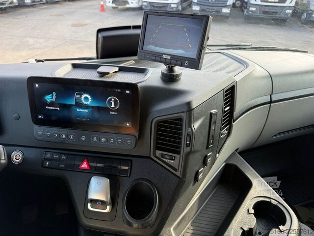 Autocarro con cassone MERCEDES-BENZ ACTROS 1830 L Koffer 7 m LBW 2.000 kg*LASI VDI