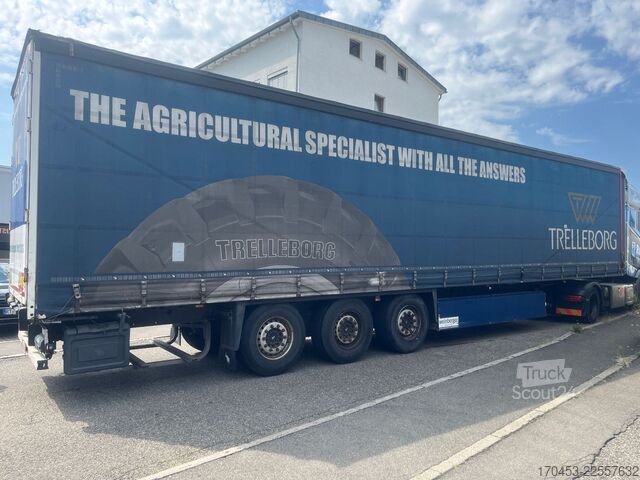 Nyitott ponyvás félpótkocsi SCHMITZ CARGOBULL SCB S3T Pritsche Schiebeplane Edscha Lift