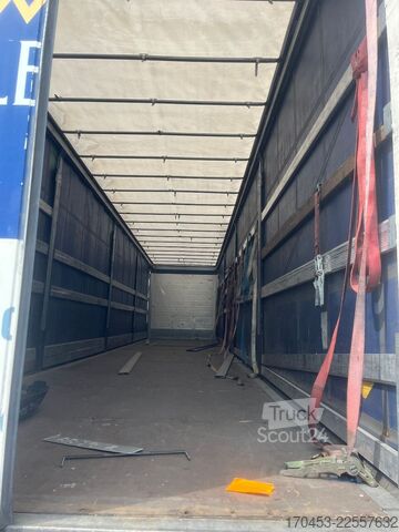 Nyitott ponyvás félpótkocsi SCHMITZ CARGOBULL SCB S3T Pritsche Schiebeplane Edscha Lift