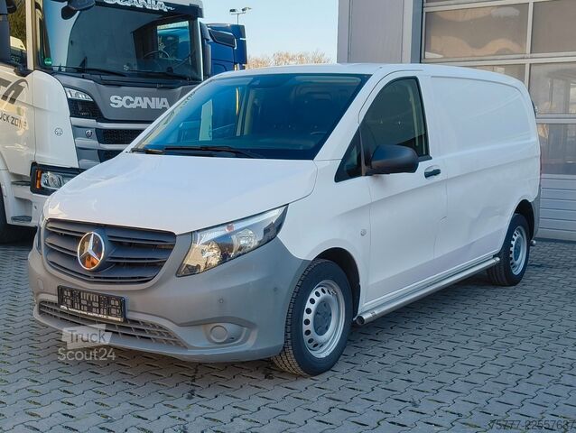 Magas tetős furgon MERCEDES-BENZ Vito 114CDI Kastenwagen-Klima-Navi-Kamera