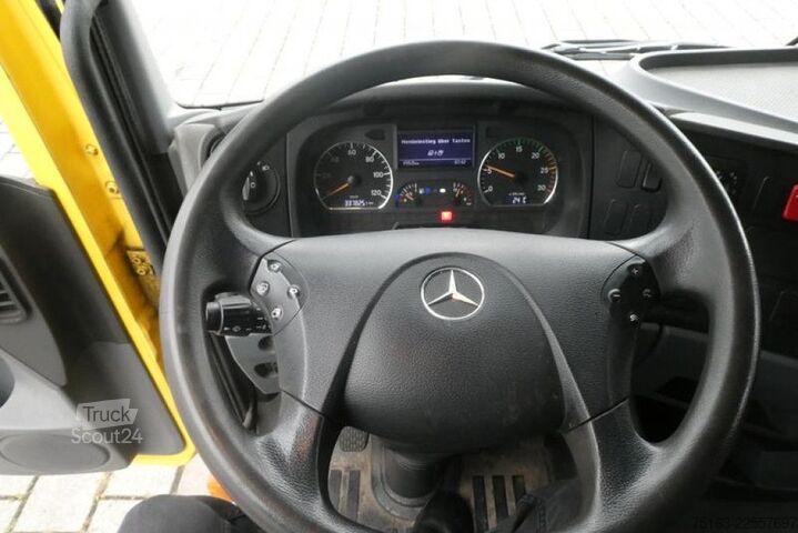 Skriňová dodávka MERCEDES-BENZ Atego 816 Möbelkoffer