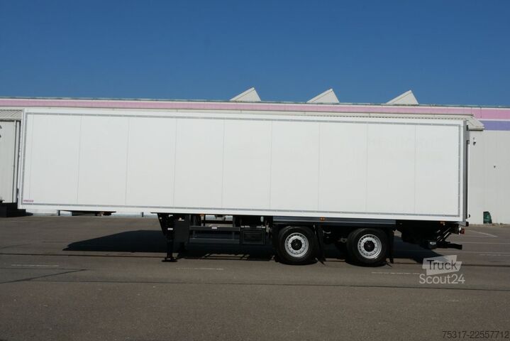 Koeloplegger SCHMITZ CARGOBULL SKO 18 /LZG CITY TRIDEC LENKA. /LBW 3to / 1550