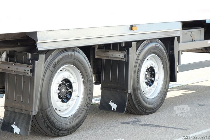Koeloplegger SCHMITZ CARGOBULL SKO 18 /LZG CITY TRIDEC LENKA. /LBW 3to / 1550