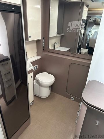 Ημιενσωματωμένο αυτοκινούμενο τροχόσπιτο BÜRSTNER Lyseo TD 684 *ROLLSTUHLGERECHT mit Lift