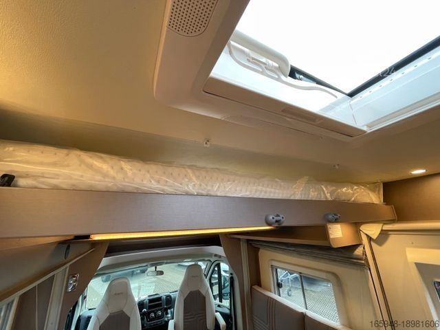 Camping-car semi-intégré BÜRSTNER Lyseo TD 684 *ROLLSTUHLGERECHT mit Lift