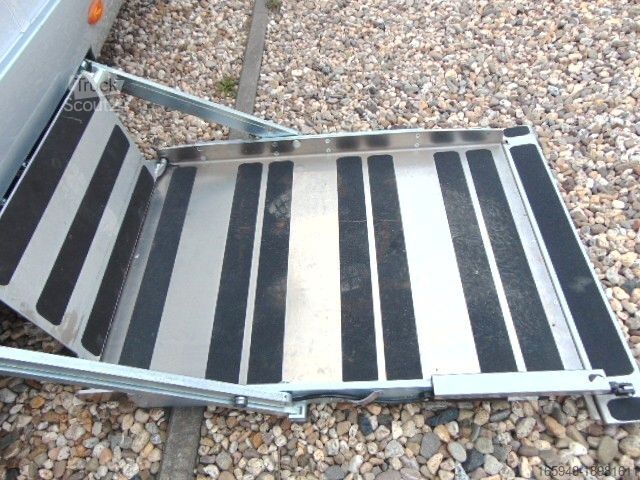 Teilintegriertes Wohnmobil ACROSS Aero 681 Rollstuhlgeeignet mit Lift