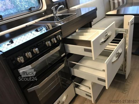 Wohnwagen Hobby Prestige 560 WFU Mod.2026 2000kg Backofen