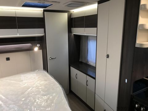 Wohnwagen Hobby Prestige 560 WFU Mod.2026 2000kg Backofen