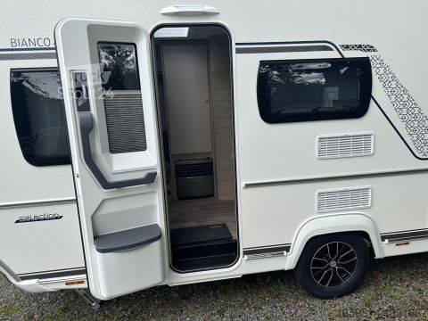 Bivalnik Fendt Bianco Selection 465 TG Mod.20261800kgTVHalter