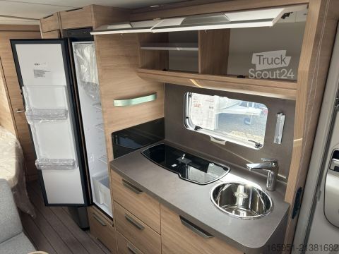 Rulotă Knaus Südwind 550 FSK 60 Years BugfensterGarageDusch