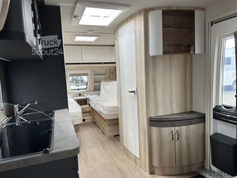 Wohnwagen Hobby De Luxe 515 UHL 2000kgEinzelbettauszugMj.2026