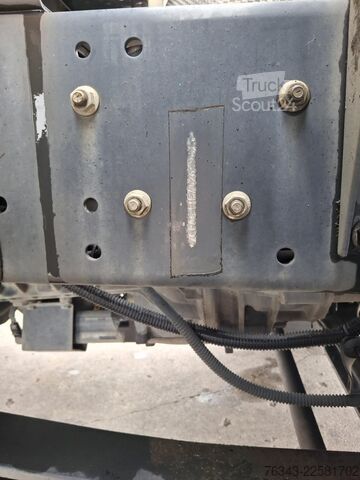  IVECO ML 140E21/P - E6