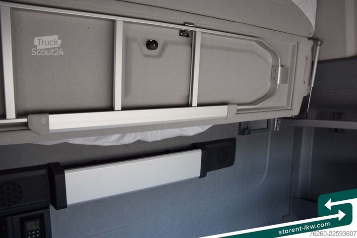 Standardní tahač RENAULT T520 Vollluftfederung Retader Standklima ACC