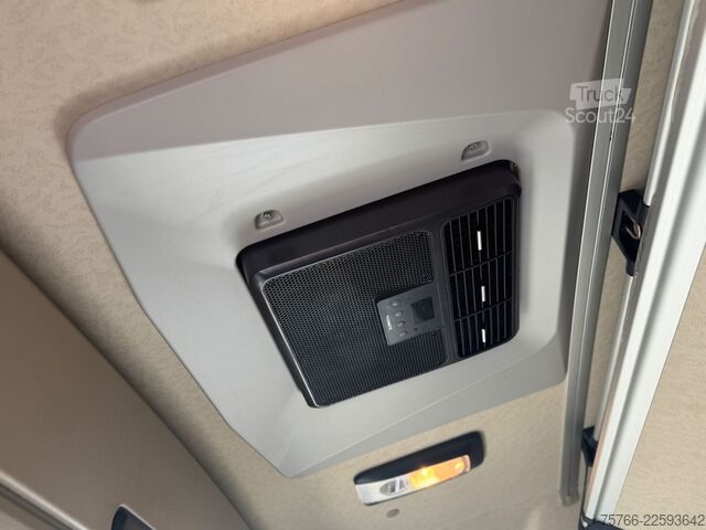 Kutu kamyonu MERCEDES-BENZ ACTROS 2545 L / LBW / SEITENTÜRE / STANDKLIMA