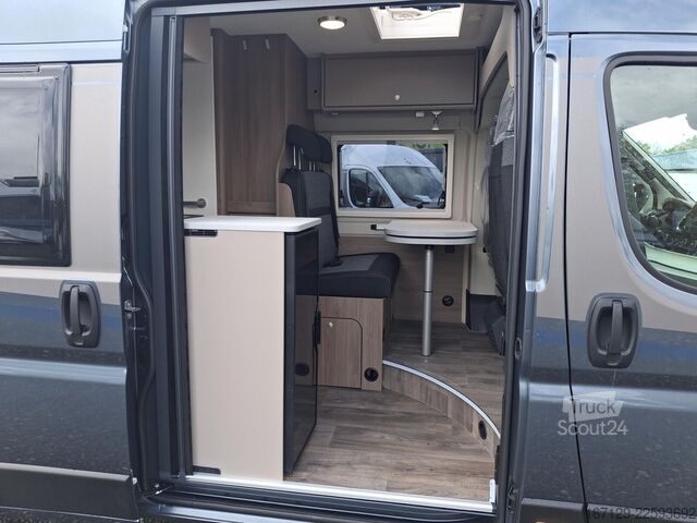 Asuntoauto CARADO CV 640