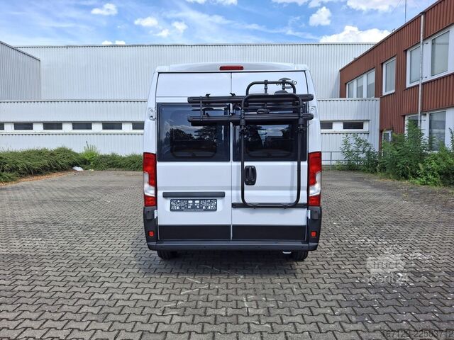 Asuntoauto CARADO CV 600