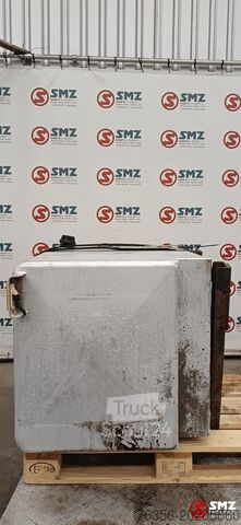 Rezervor hidraulic Renault Occ hydraulische tank 250L + materiaalkast Renault