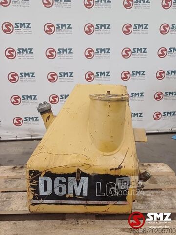 Hydraulic tank Caterpillar Occ hydraulische tank D6M Caterpillar