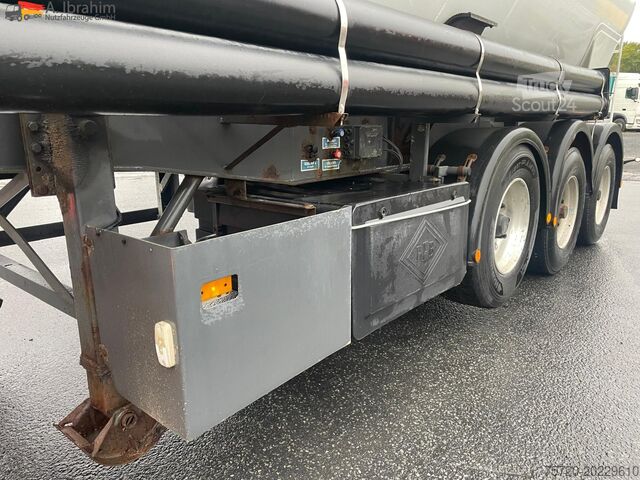 Siloauflieger Feldbinder KIP 38.3 Kippsilo 38 cbm Trommelbremse, Liftachse