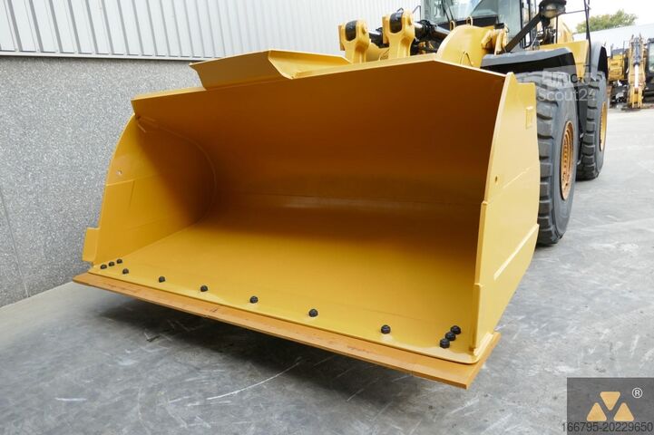 Kolesový nakladač Caterpillar 980M