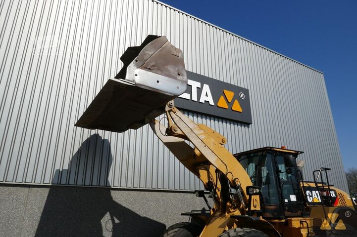Carregadora de rodas Caterpillar 962K