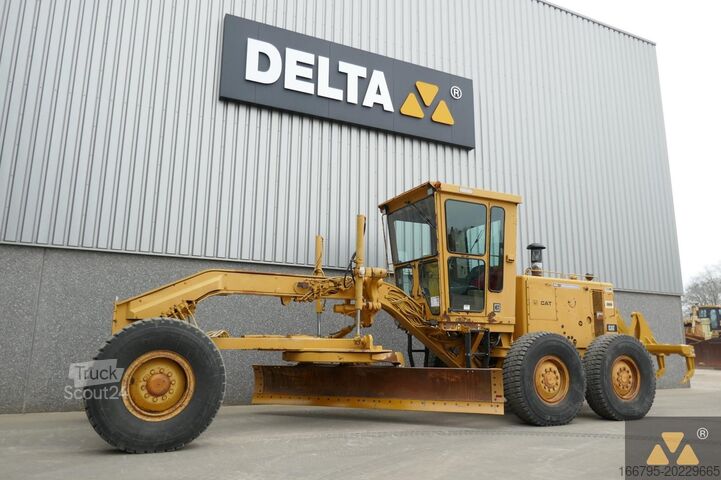 Grader Caterpillar 130G