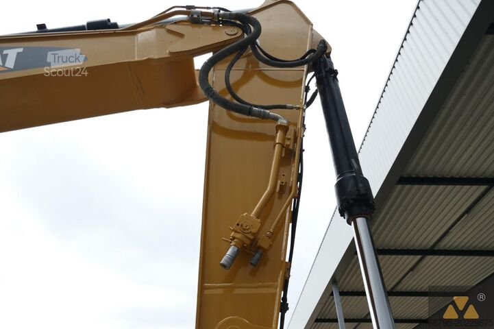 Raupenbagger Caterpillar 330FL