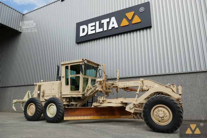 Równiarka Caterpillar 130G Ex-army
