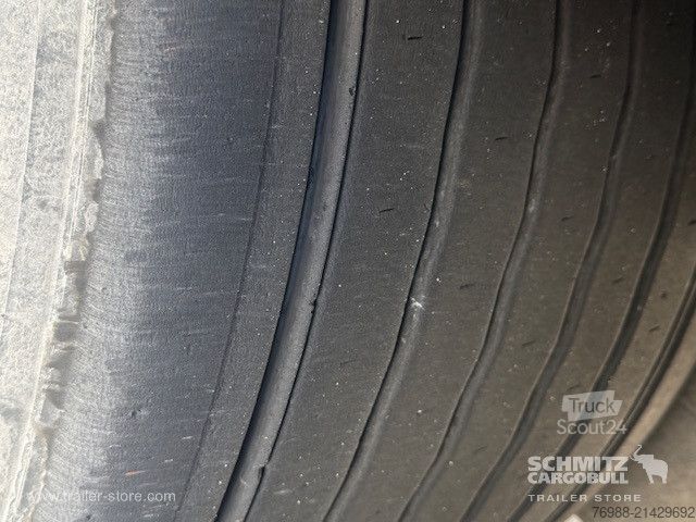 Auflieger mit Pritsche & Plane Schmitz Cargobull Curtainsider Mega