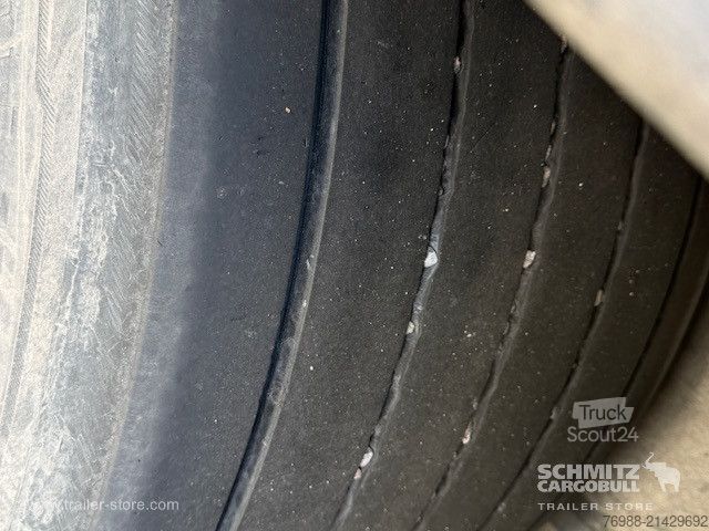 Auflieger mit Pritsche & Plane Schmitz Cargobull Curtainsider Mega