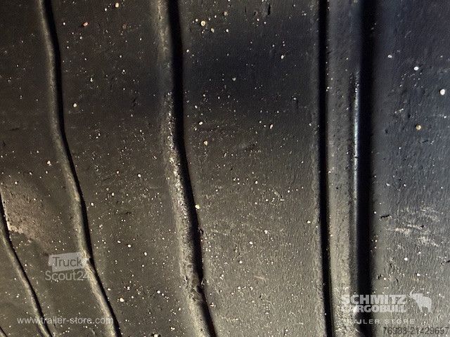 Auflieger mit Pritsche & Plane Schmitz Cargobull Curtainsider Mega