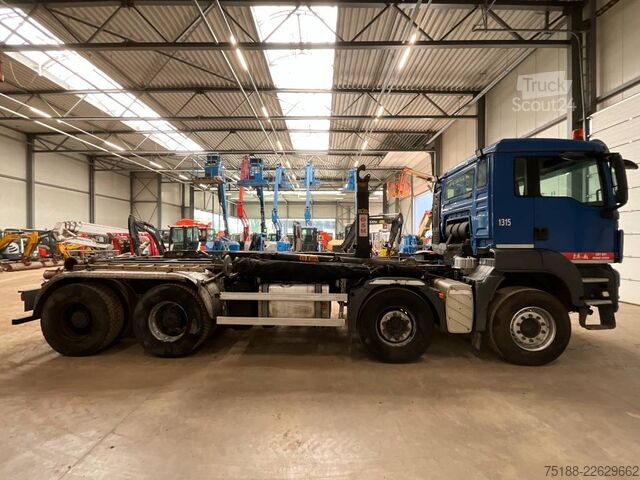 Koukkuvarsijärjestelmä MAN TGS 35.440 8X4