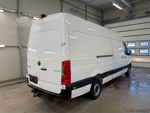 Kassevogn MERCEDES-BENZ Sprinter III Kasten RWD/AWD 319 CDI V6 RWD L3 /