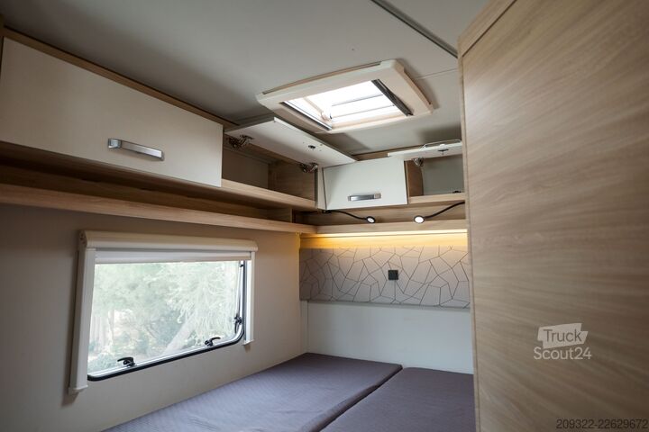 Halvintegreret autocamper Fiat Ducato Weinsberg Carasuite 2020 | Completamente accessoriato|5 posti letto