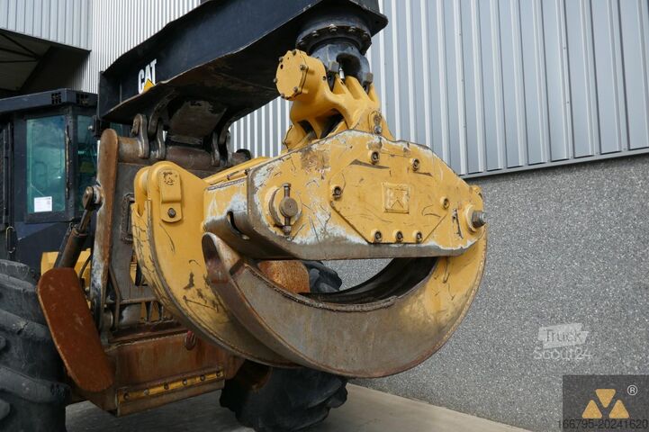 Rückezugmaschine Caterpillar 525D