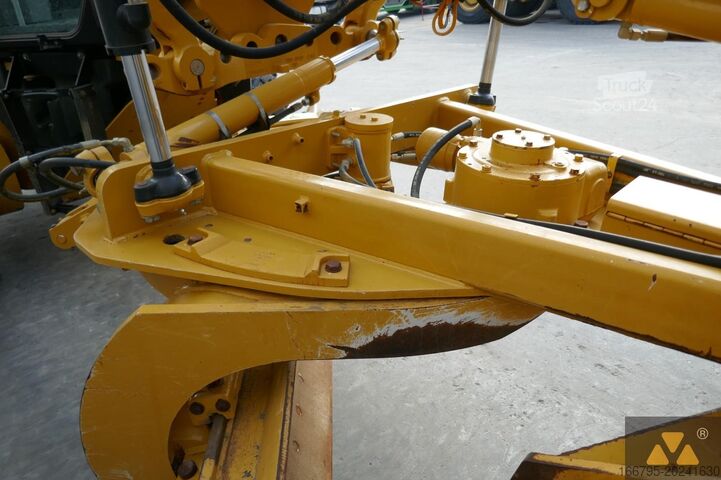 Grader Caterpillar 120M2