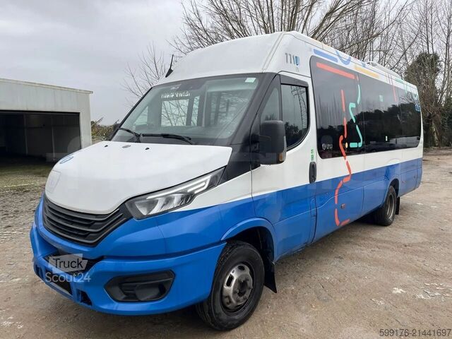 Trasporto persone IVECO Daily