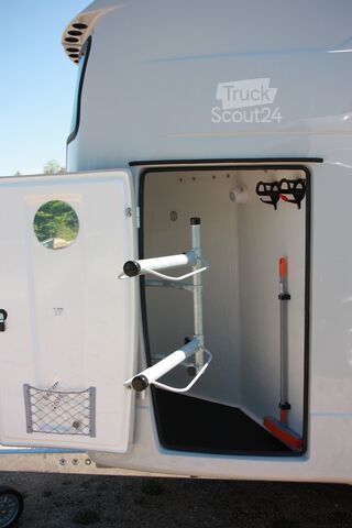 Przyczepa do transportu koni Thiel 2-Pferde Explorer