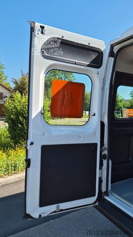Minibus Opel Movano Mobility Airline Boden Rolli
